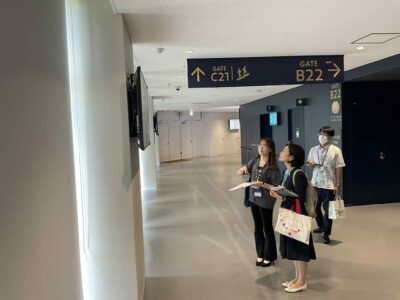 今、どこのトイレが空いているかをスマホでも確認することができます